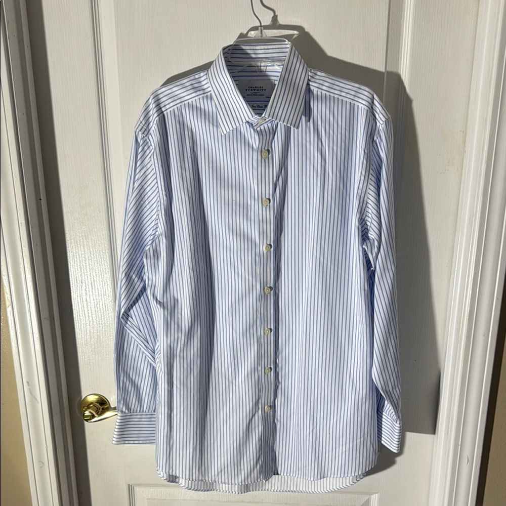 Charles Tyrwhitt Blue Dress Shirt Professional Elegance:  LOOKS BRAND NEW